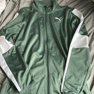 Never worn Puma training sweater size M